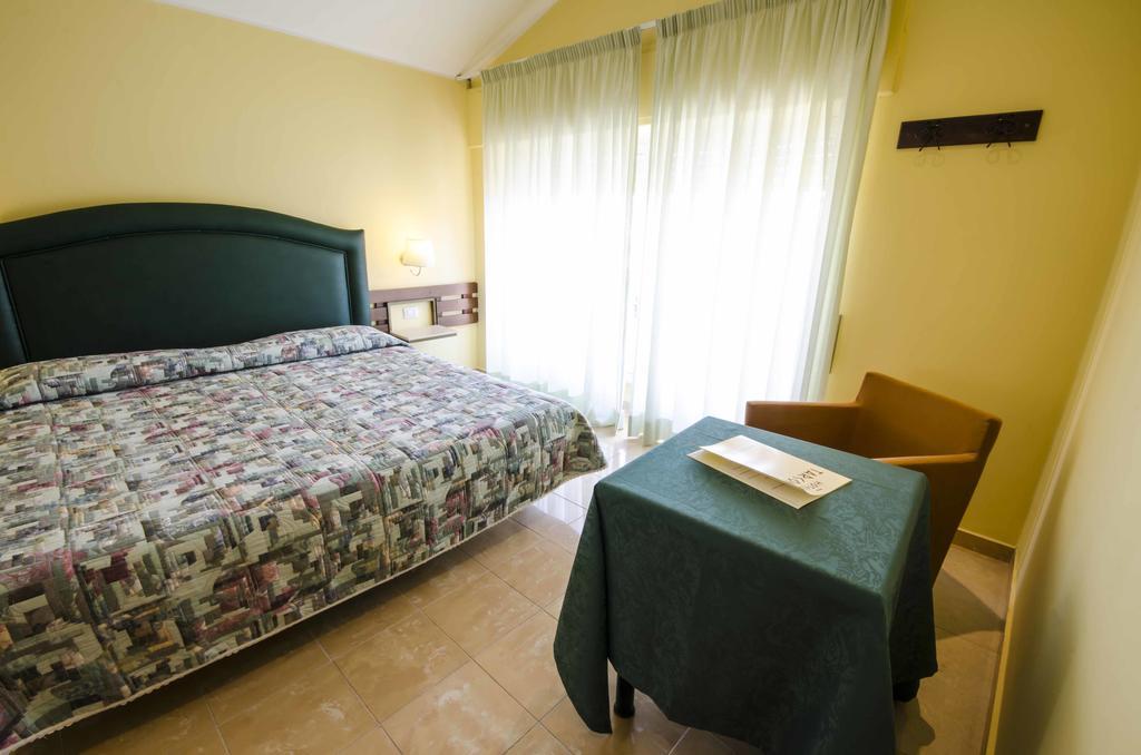 Hotel Tarconte Tarquinia Exterior photo