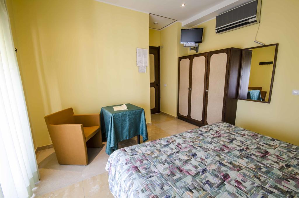 Hotel Tarconte Tarquinia Exterior photo