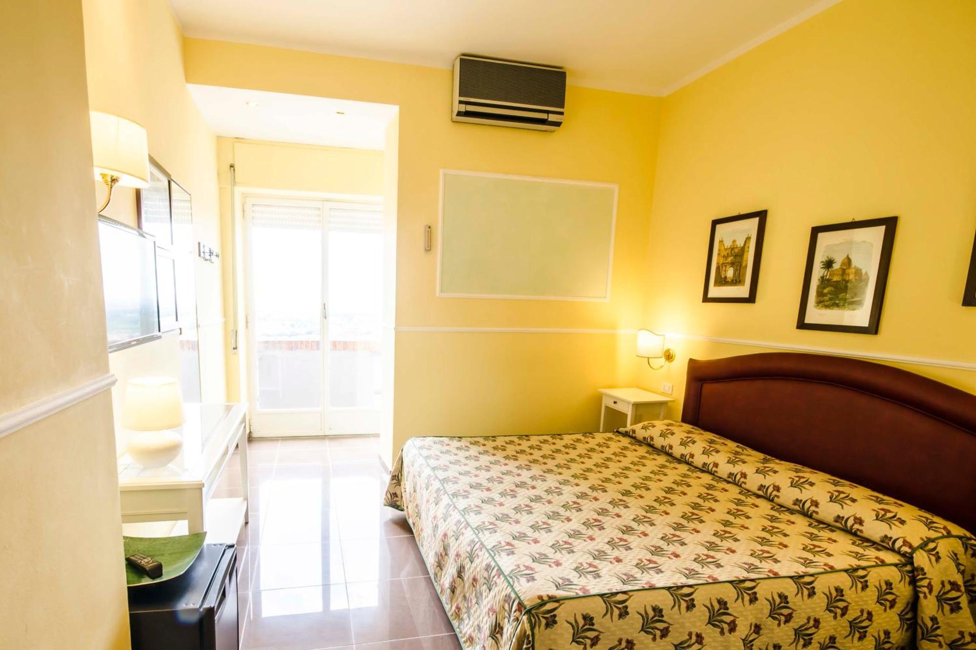 Hotel Tarconte Tarquinia Exterior photo
